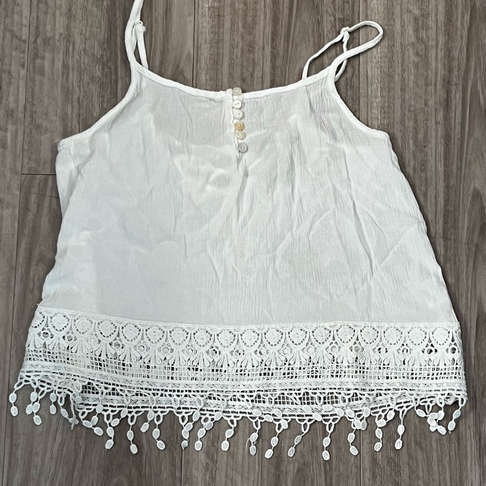 Chic White Lace Hem Women's Tank Top